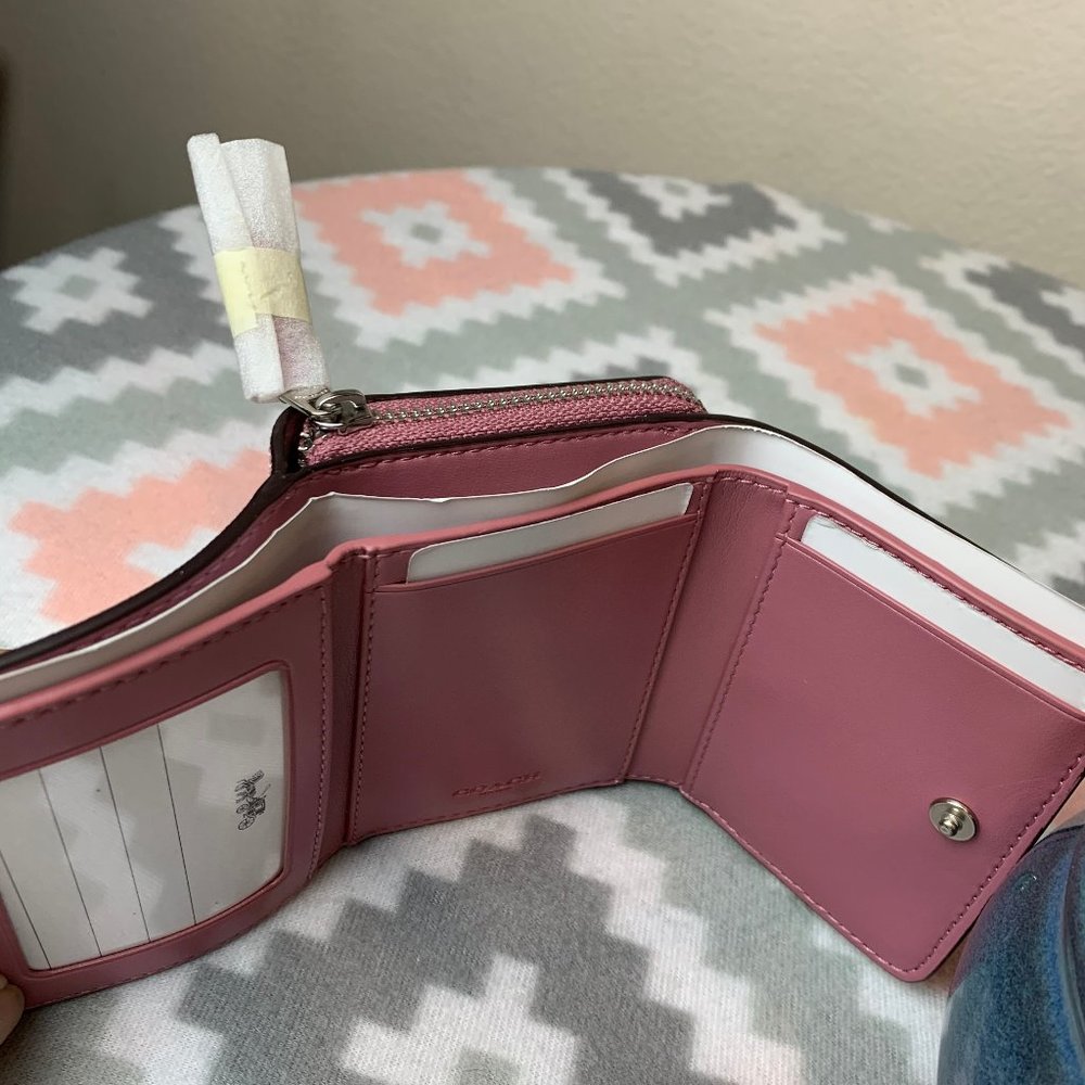 Coach Trifold Wallet - Picture 4 of 6